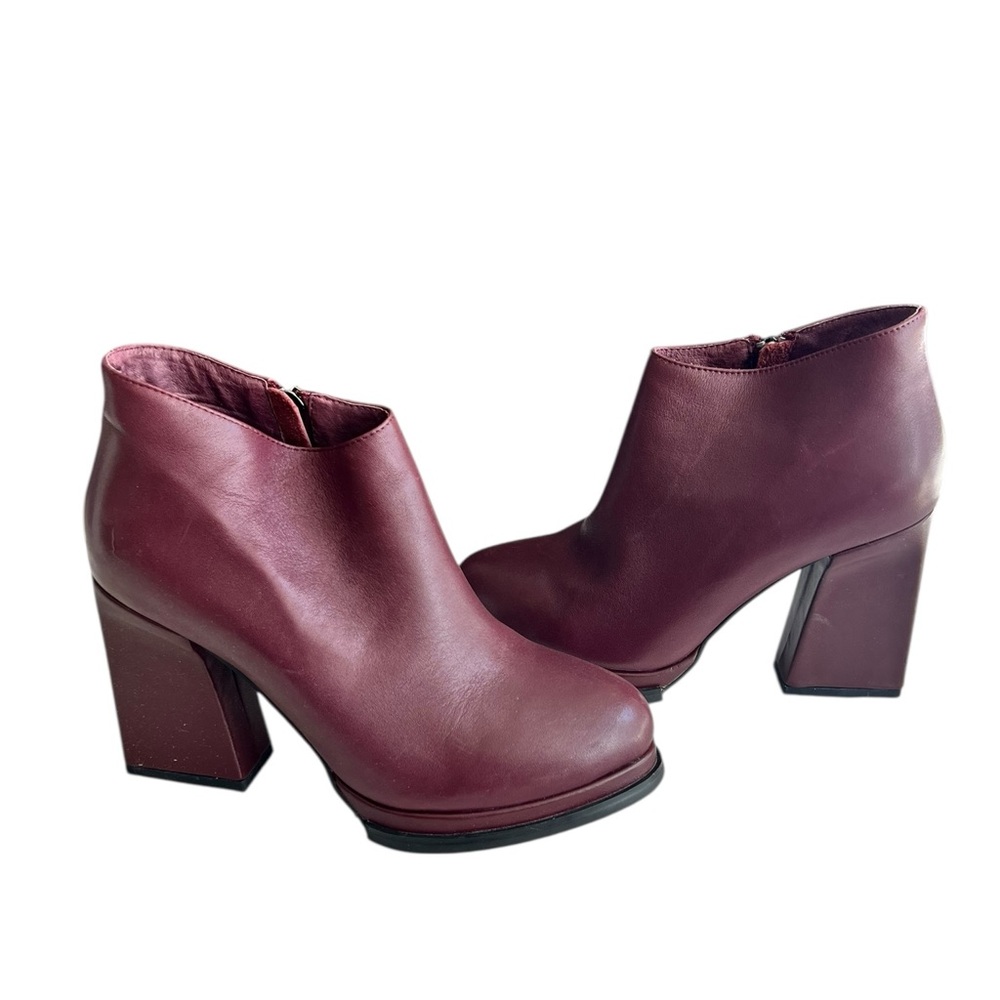 Gigil Franco Burgundy Leather Block Heel Ankle Booties Size 38 (US 7.5–8)